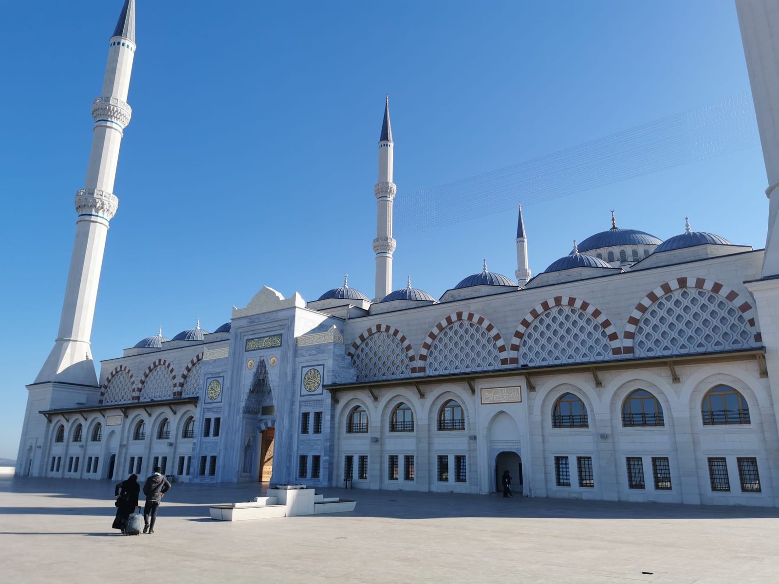 Große Çamlıca-Moschee: Die größte Moschee der Republik und ein Bau, der bewusst die moderne Skyline Istanbuls verändert
