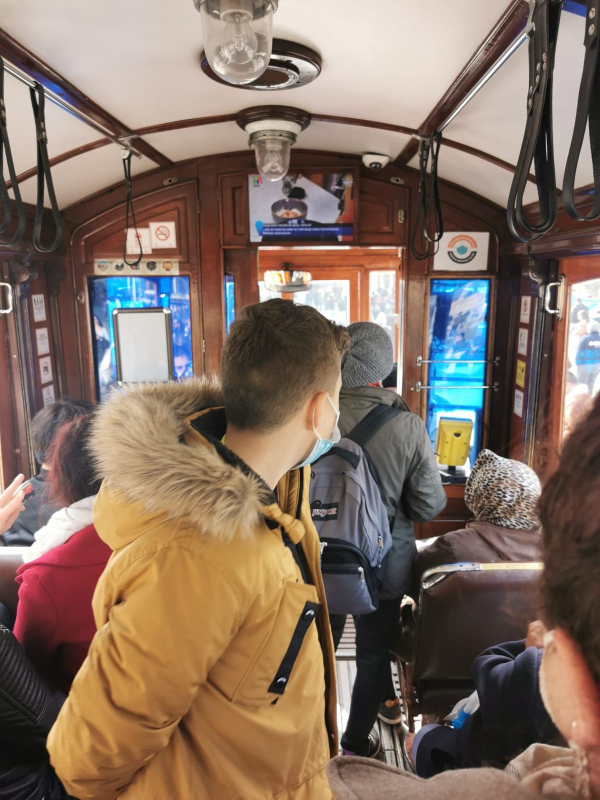 Im Wagen der roten Tram