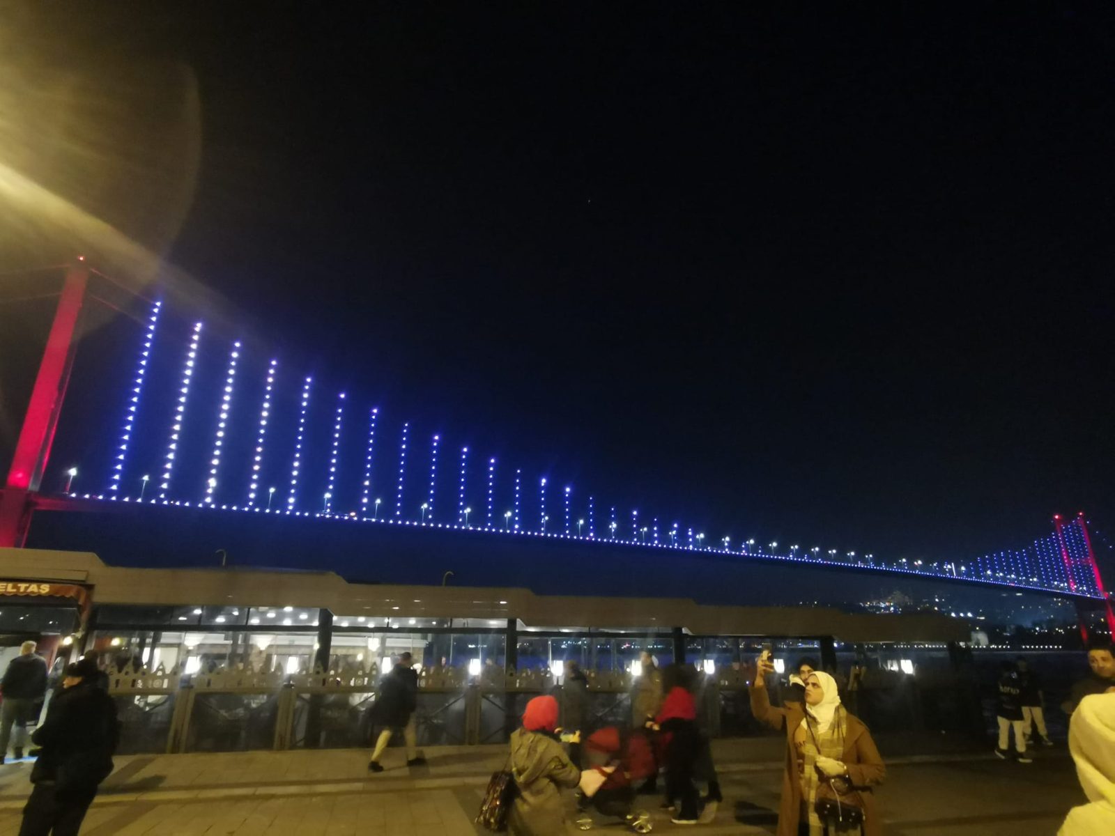 Ortaköy-Ufer: Kumpir, Kunsthandwerk und der Bosporus-Blick, den jeder kennt, ohne den Namen zu wissen