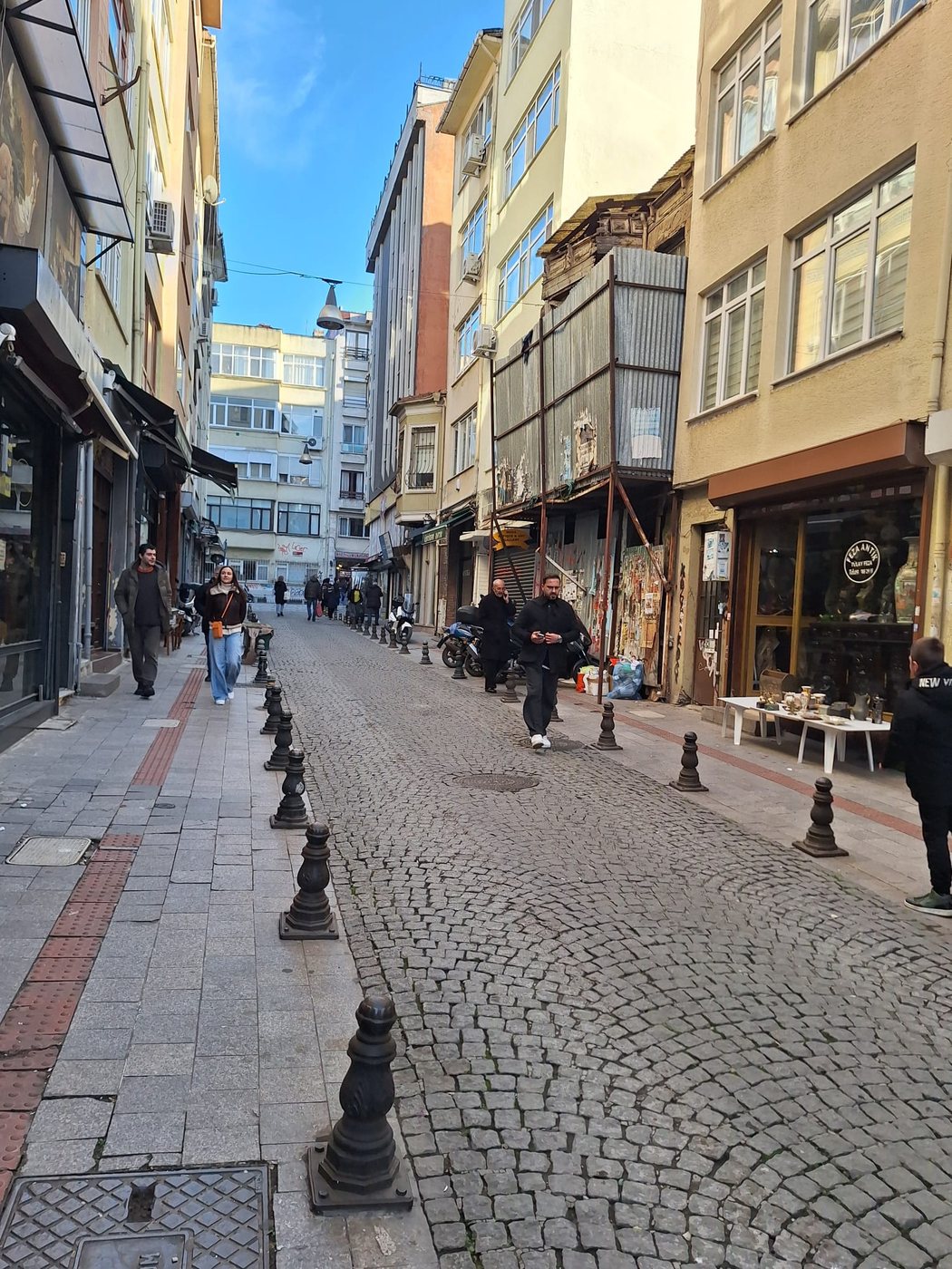 Eine Gasse in Kadıköy.