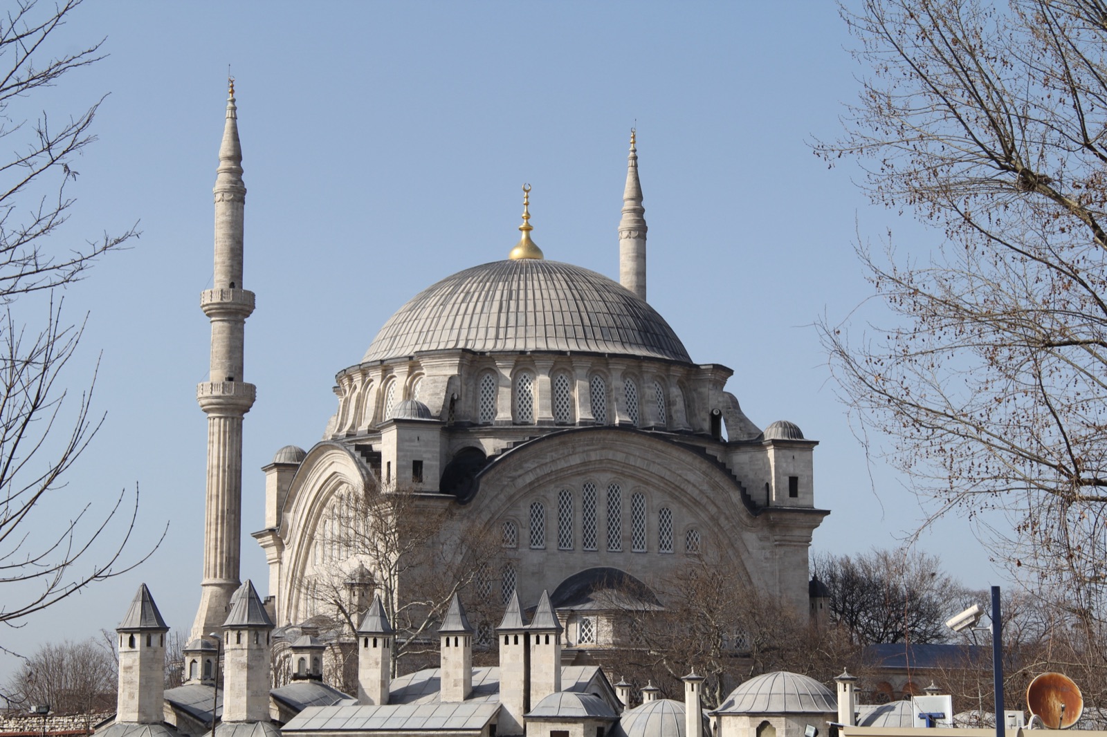 Nuruosmaniye-Moschee: Als der osmanische Barock direkt vor dem Großen Basar sichtbar wurde