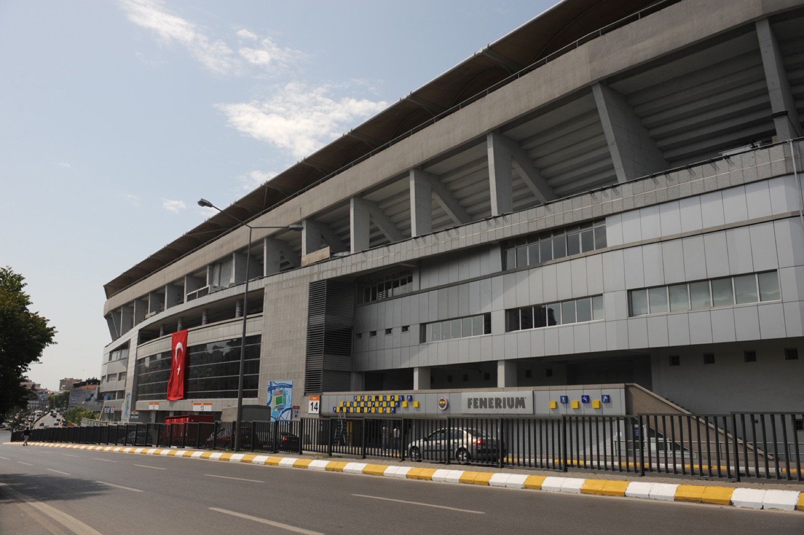 Fenerbahçe-Stadion: Kadıköy, Şükrü Saracoğlu und warum dieses Stadion für viele Fans weit mehr als nur ein Fußballplatz ist
