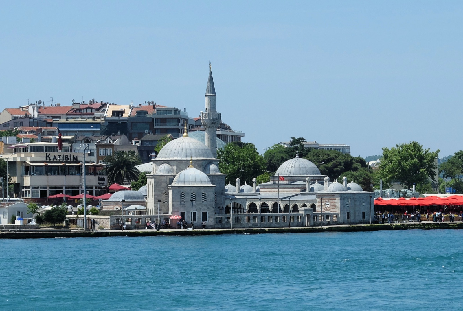 Şemsi-Paşa-Moschee: Sinans kleinste Bosporus-Inszenierung und die Legende vom Vogel, der niemals aufs Dach sitzt