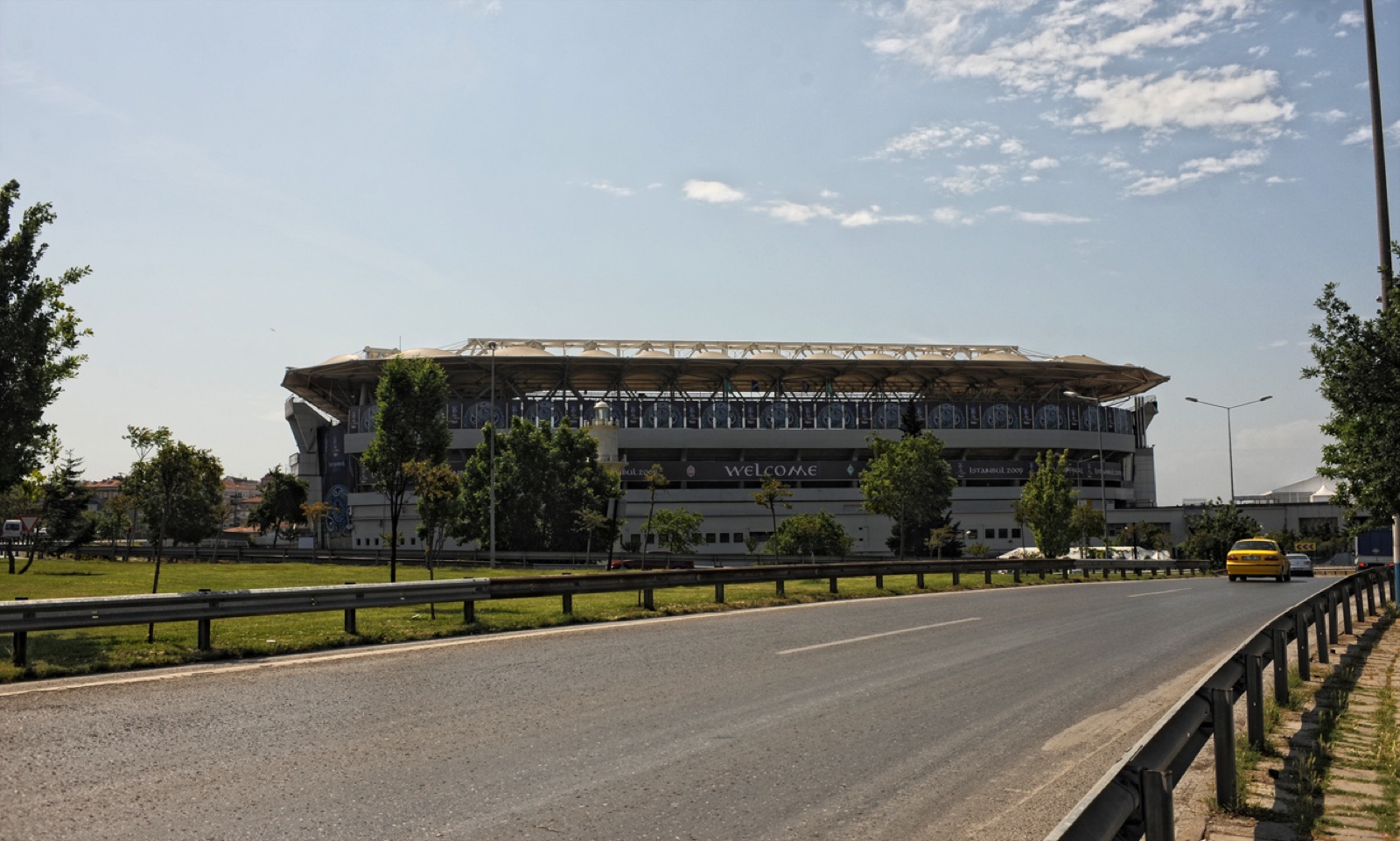 Fenerbahçe-Stadion: Kadıköy, Şükrü Saracoğlu und warum dieses Stadion für viele Fans weit mehr als nur ein Fußballplatz ist