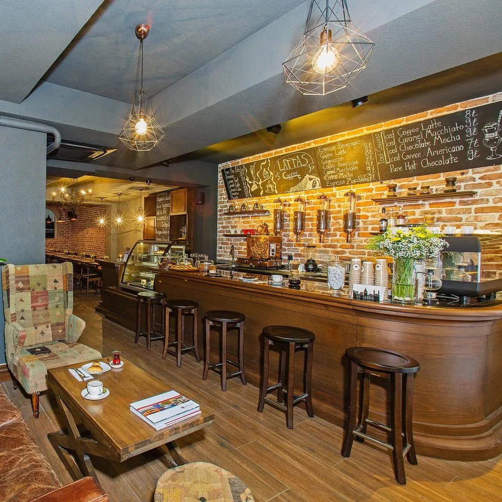 Das Lattas Cafe Bistro im Erdgeschoss. Foto: Meroddi Hotels (meroddi.com)